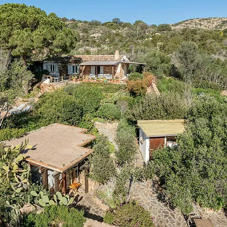 Casa vacanze By Porto Istana's Crystal-clear Waters